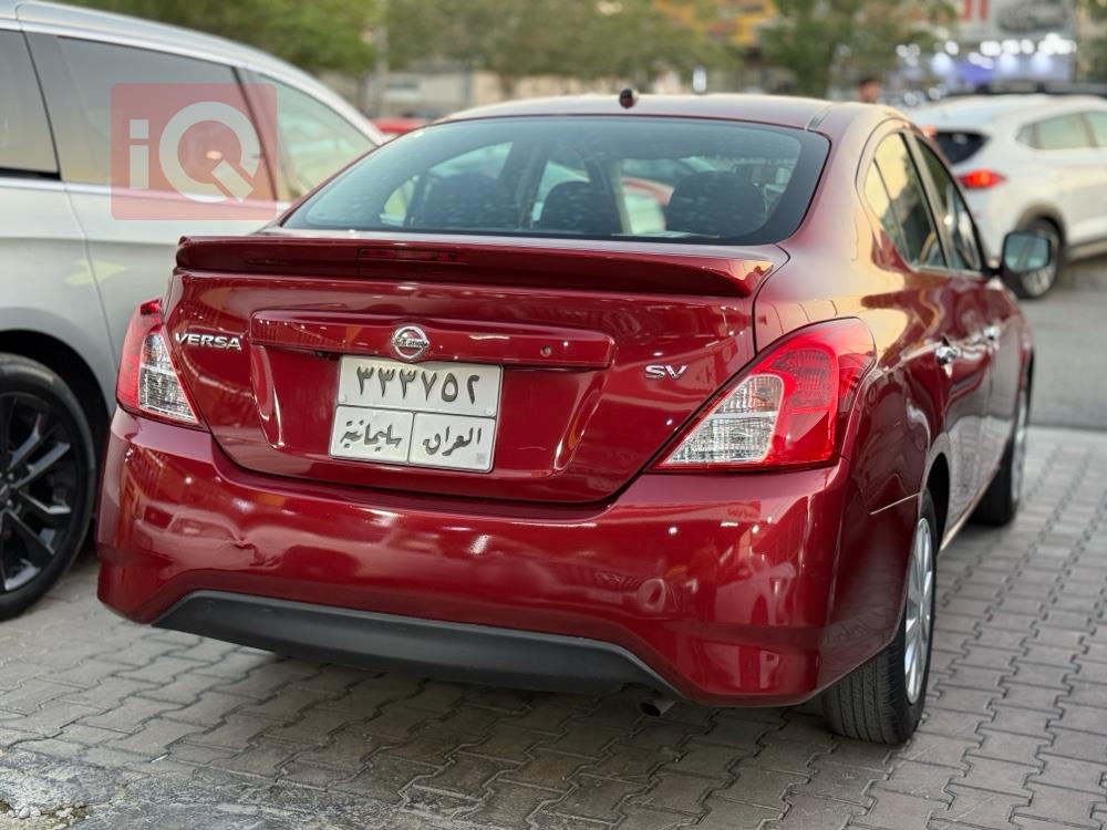 نیسان ڤێرسا